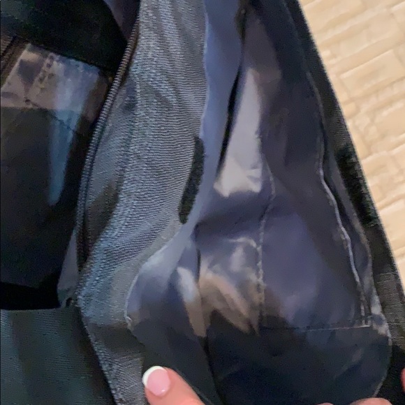 New Discount Tire laptop bag with many compartment - Picture 8 of 16